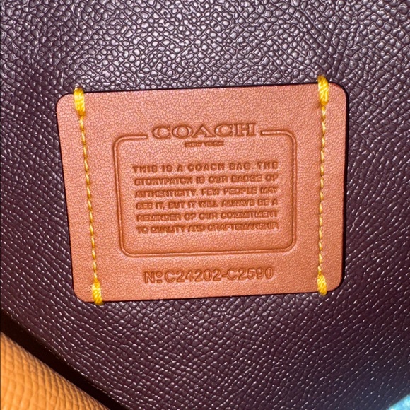 Coach Willow Shoulder Bag in Chalk Colorblock - Picture 8 of 11